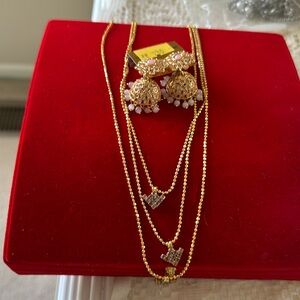 Brand new necklace & earrings